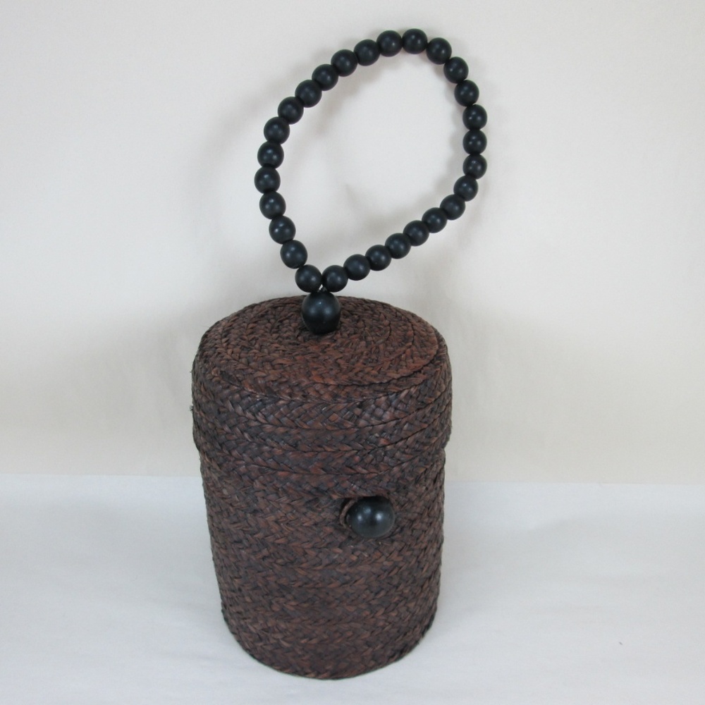 MAJUNGA Straw Wristlet Round Cylinder Purse